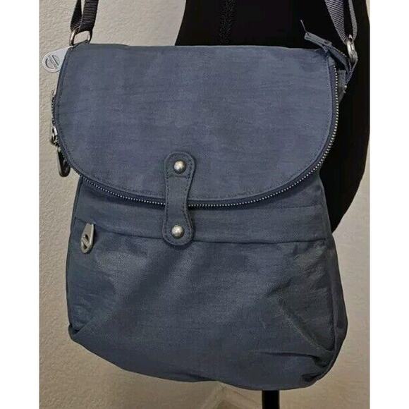 Baggallini Dublin Blue Nylon Crossbody Shoulder Bag EUC 10x12x3 - Picture 3 of 12